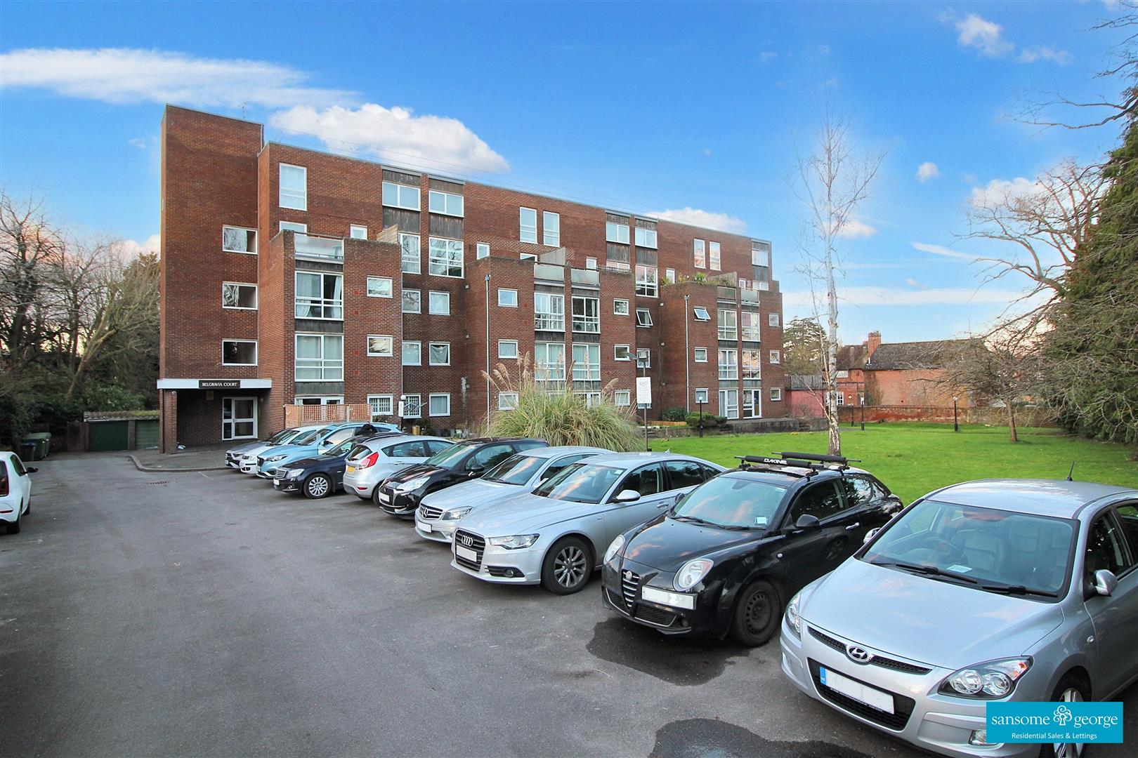 Bath Road, Southcote, Reading